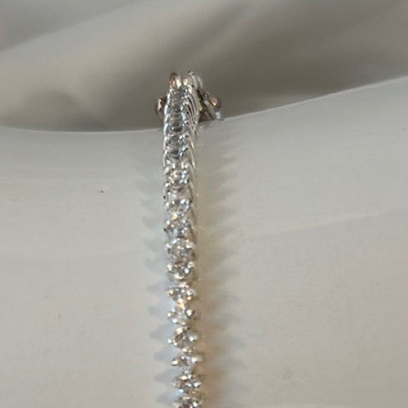 925 Silver Tennis Bracelet - Picture 3 of 7